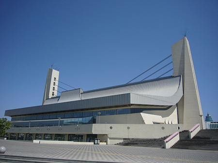 英東游泳館